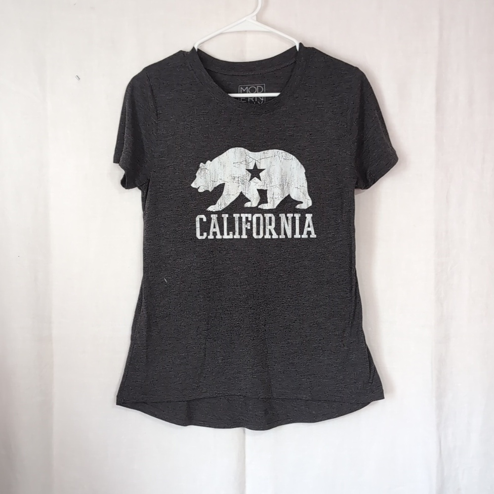 Modern Lux Grey Women's Tshirt California Bear Size Medium